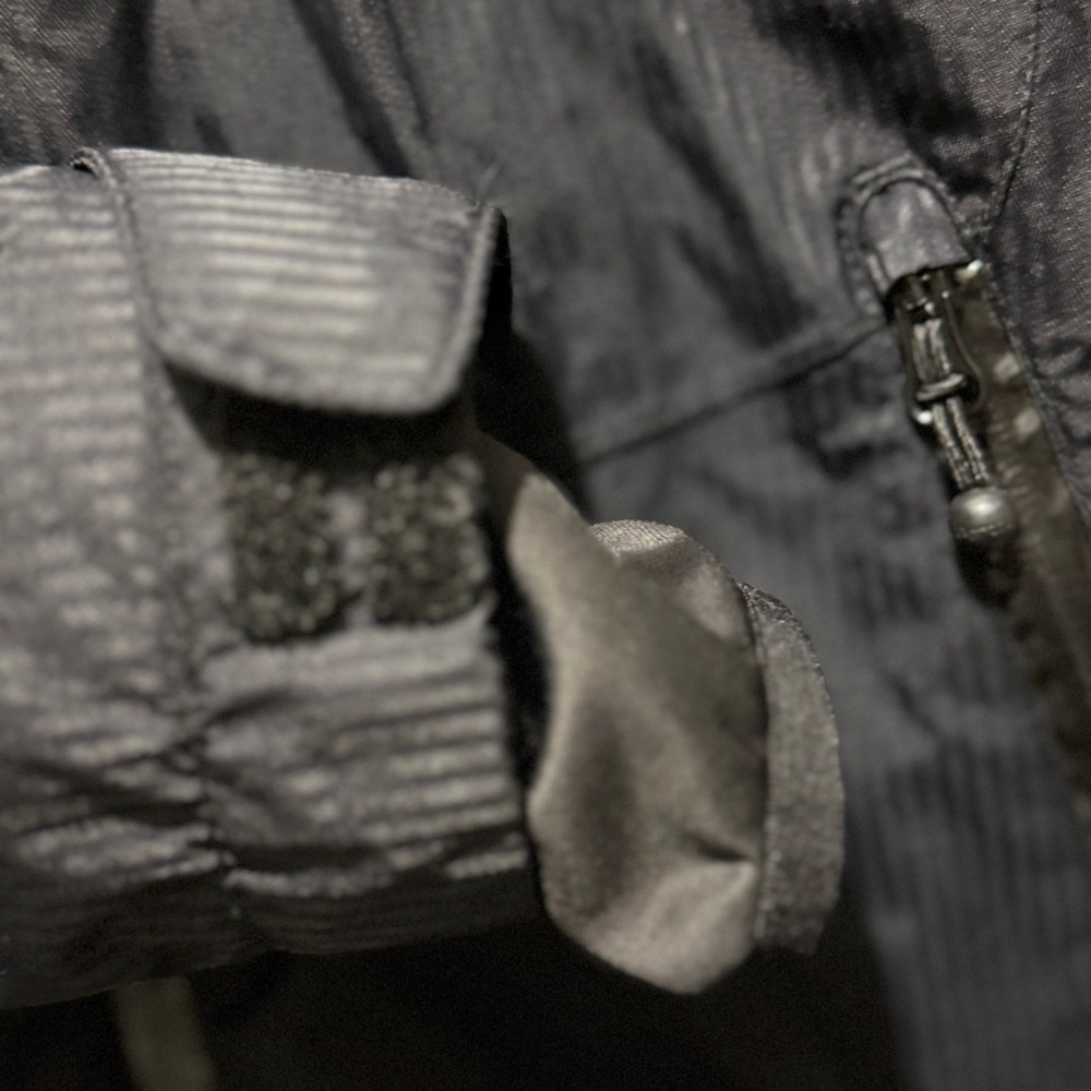 Bench Winter Jacket - Picture 4 of 8